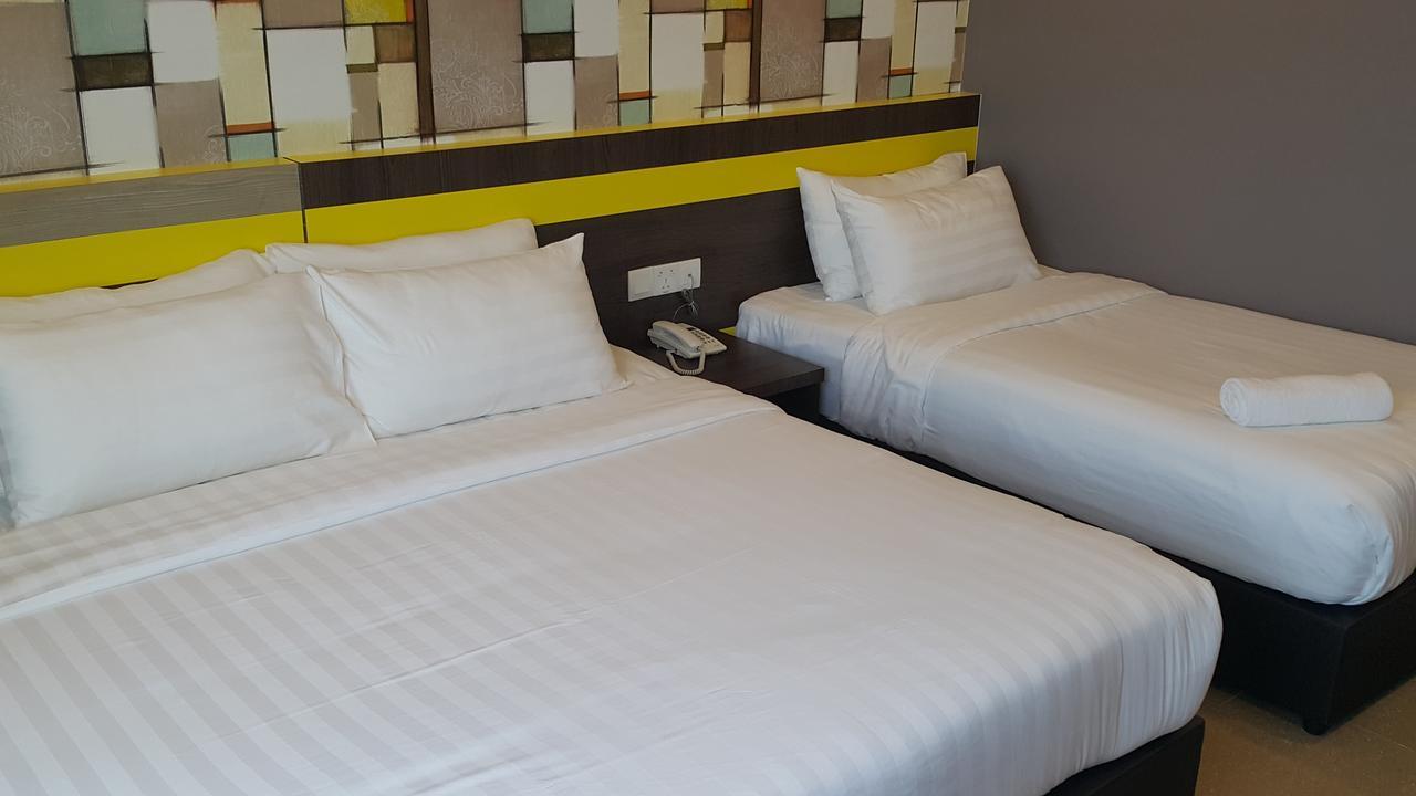 กัมปาร์ บูทิก โฮเต็ล  Hotel ภายนอก รูปภาพ