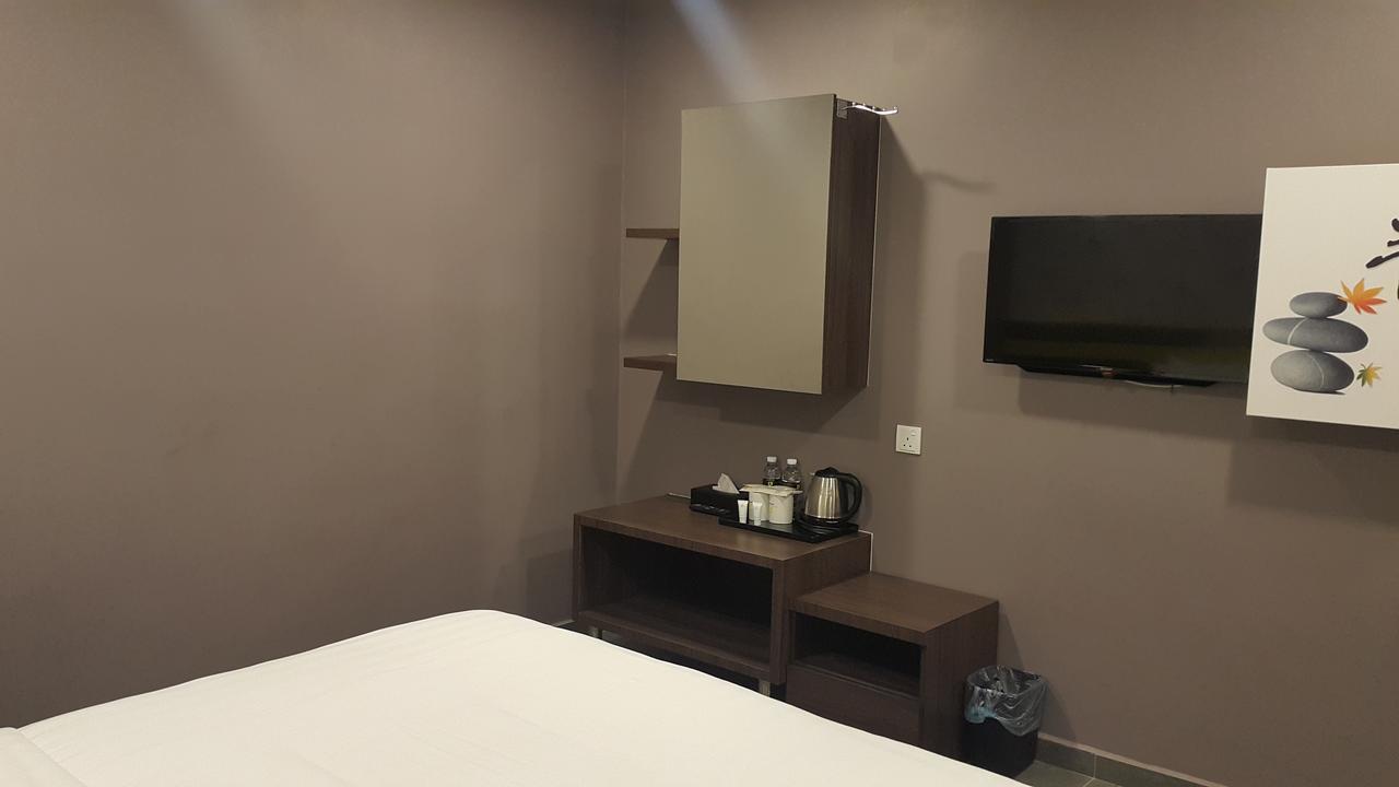 กัมปาร์ บูทิก โฮเต็ล  Hotel ภายนอก รูปภาพ