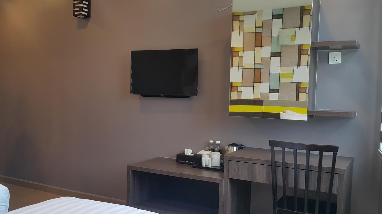 กัมปาร์ บูทิก โฮเต็ล  Hotel ภายนอก รูปภาพ