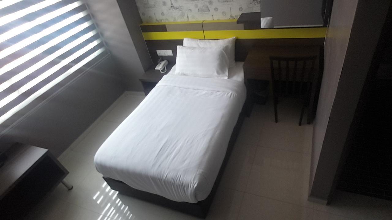 กัมปาร์ บูทิก โฮเต็ล  Hotel ภายนอก รูปภาพ